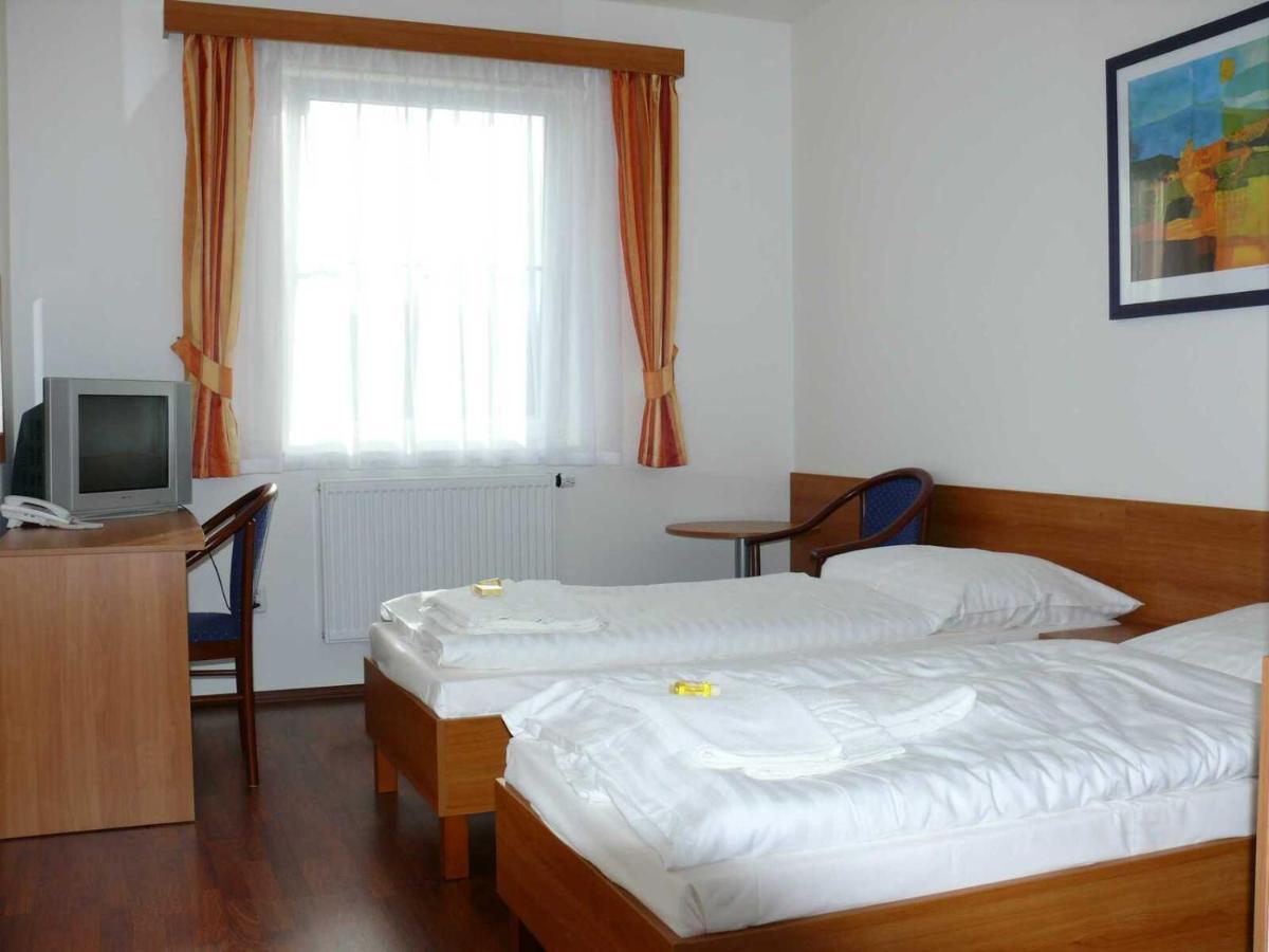Hasicsky Hotel Přibyslav Dış mekan fotoğraf